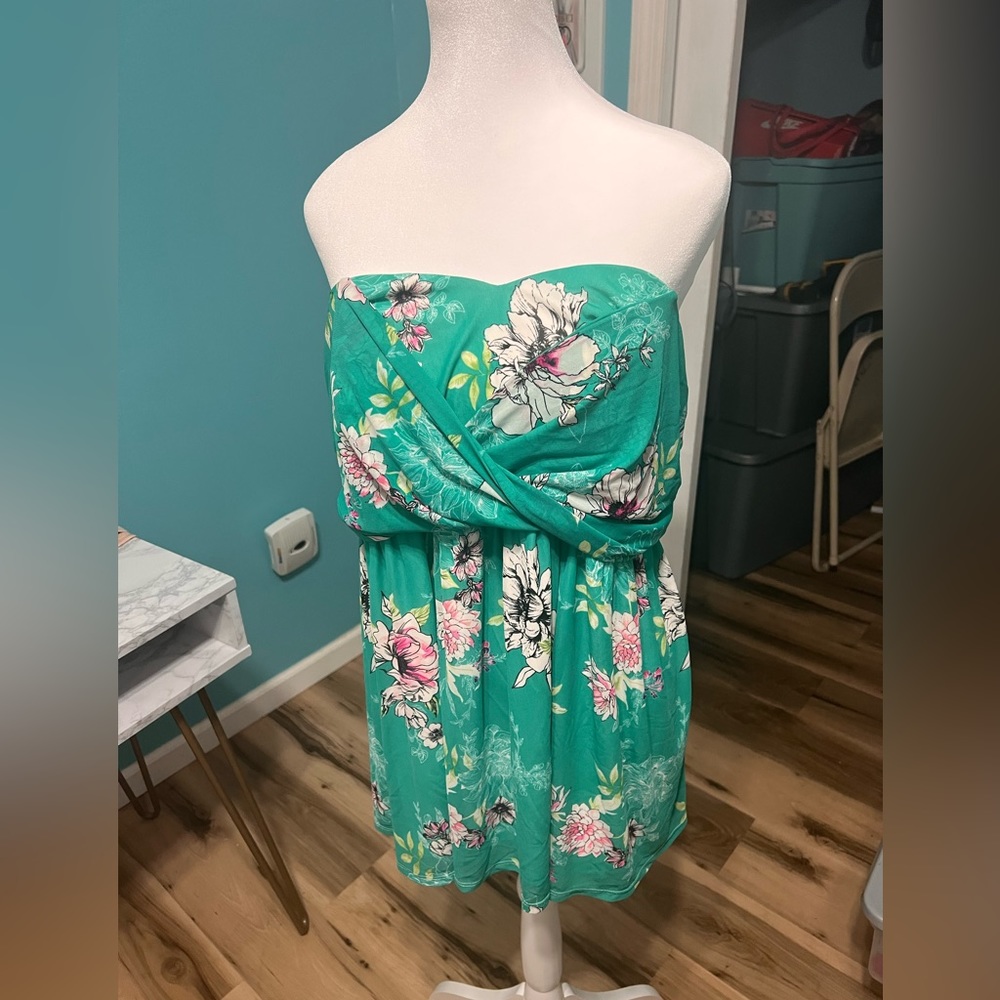 Plus size Torrid tube top NWT